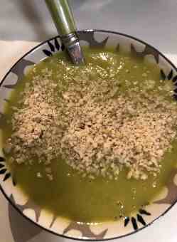 Soupe de légumes maison solutions naturelles pour diminuer SOPK